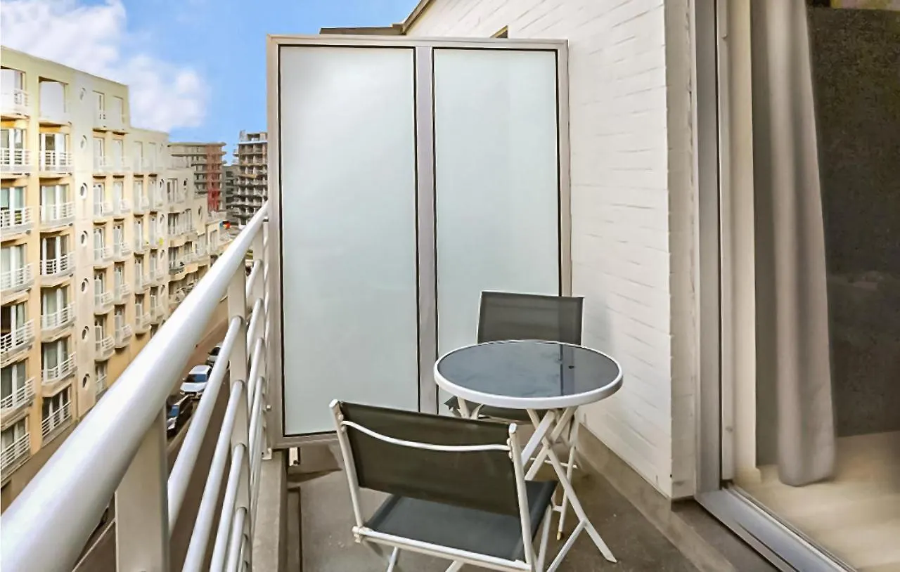 Residentie Chateau Les Dunes Ostend 0*,